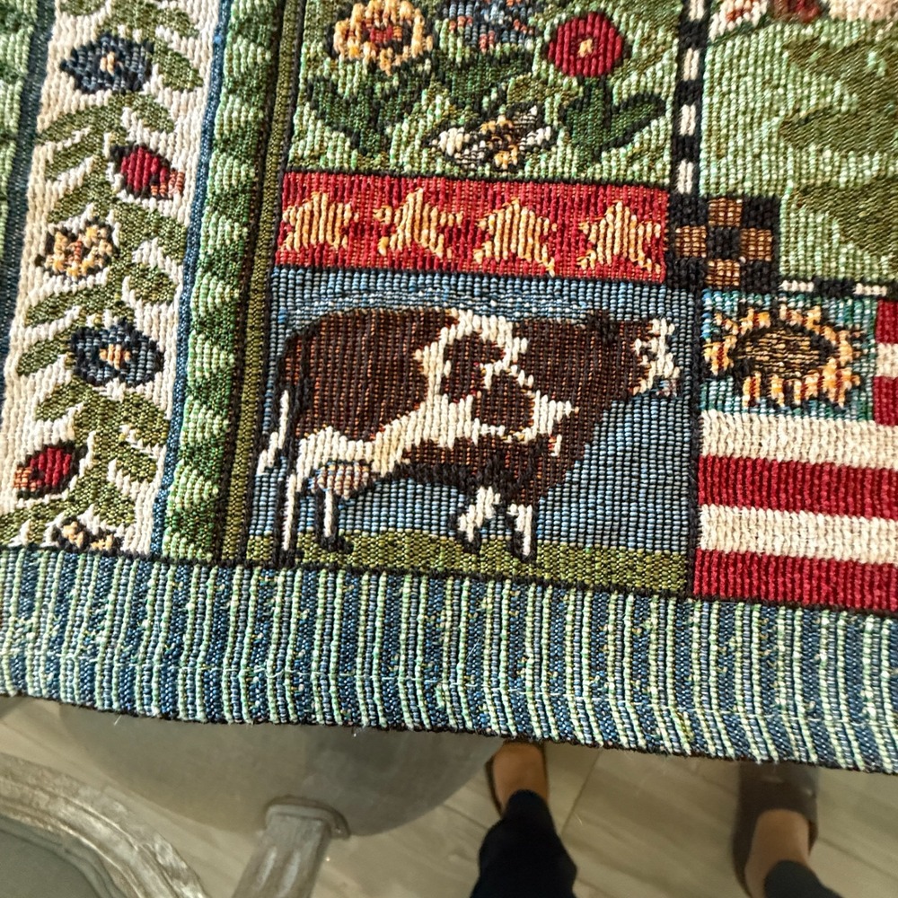 Vintage‎ 12" X 67" Table Runner Farm Floral Cat America Barn Cow Apples Rooster - Picture 4 of 13